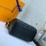 Louis Vuitton SPEEDY BANDOULIERE 22 - Image 6