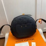 LV Boite Chapeau Souple MM Handbag - Image 4