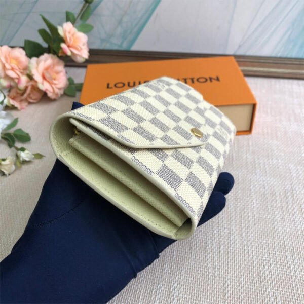 Louis Vuitton Sarah Wallet - Image 5