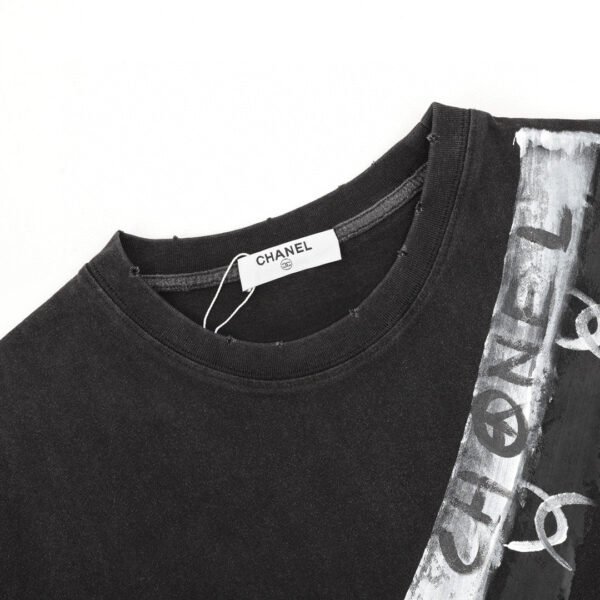 Best Chanel T-shirt - Image 5