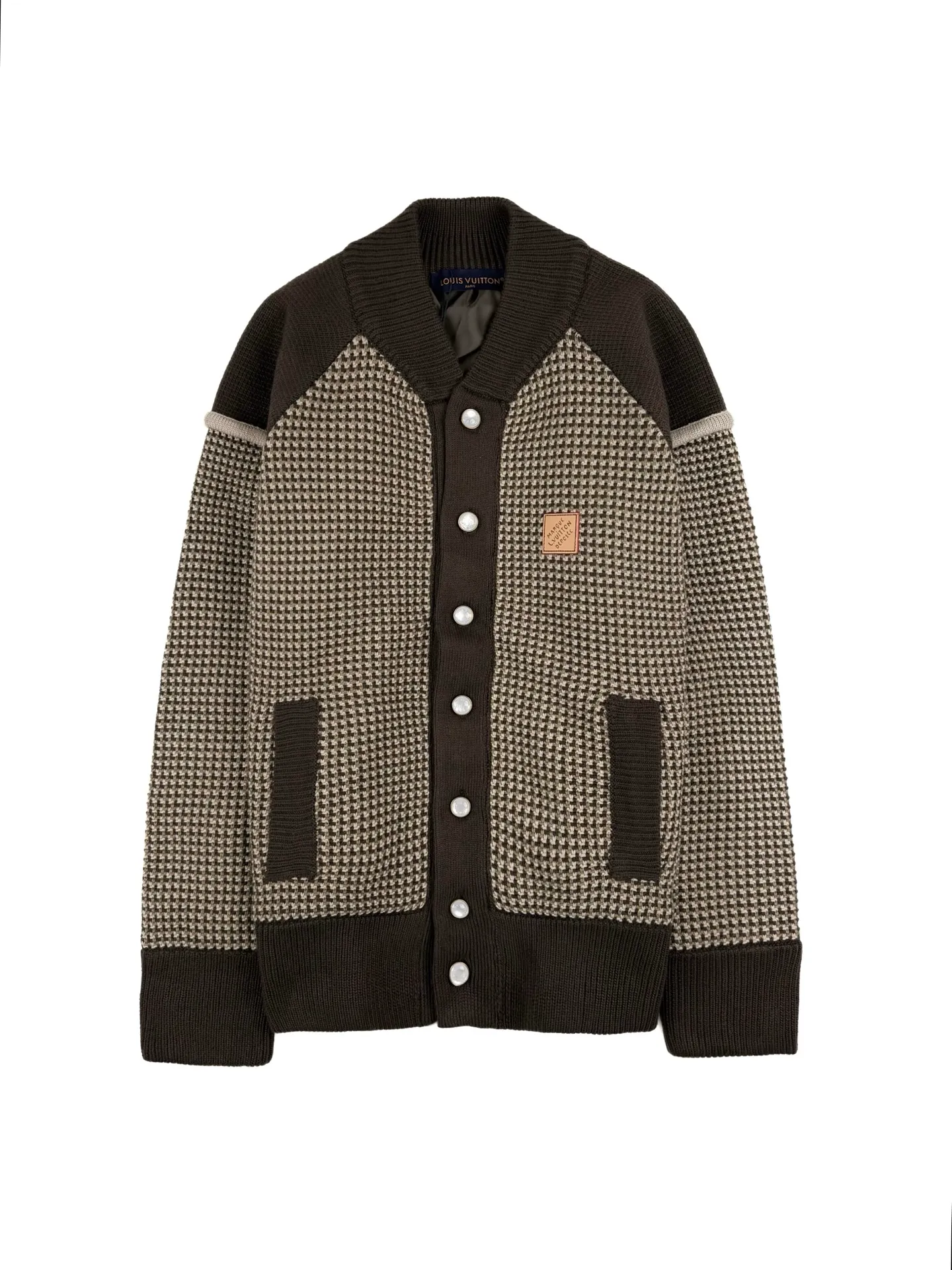 711953fec8e45438c7ef7ec3c95774dd.webp Best LV Hoodies - Image 1