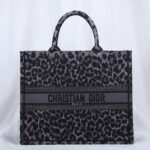 LARGE DIOR BOOK TOTE - Image 6