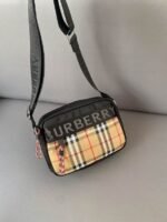 High Quality Burberry Bag - Image 8