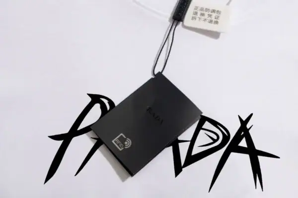 Prada T-shirt - Image 5