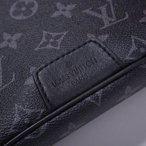 LV Discovery Bumbag - Image 5