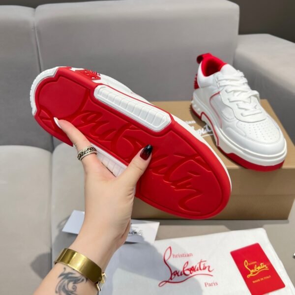 White Red Tips - Image 3