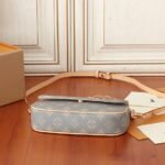 LV Wallet on Chain Ivy - Image 9