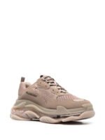 TRIPLE S - Image 3
