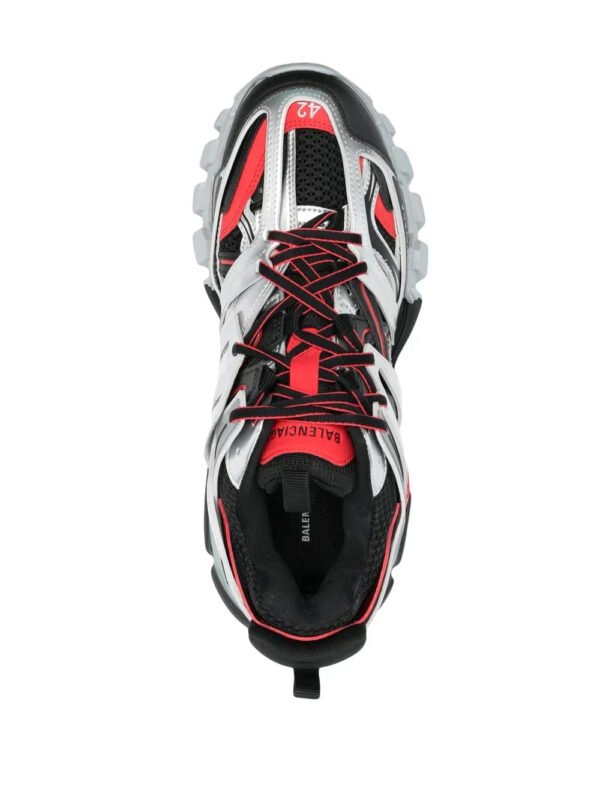 TRACK - Image 3