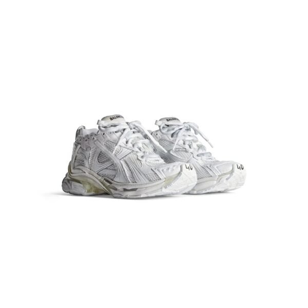 RUNNER - Image 3