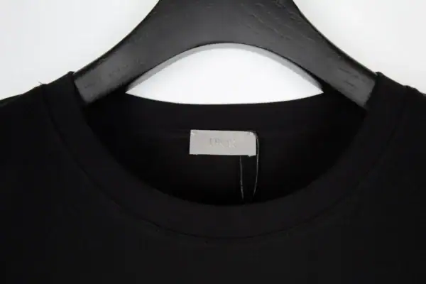High Quality Dior T-shirt - Image 6