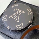 Louis Vuitton VOLGA ON STRAP - Image 7
