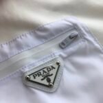 2025 Autumn/Winter New Classic Iron Logo Pocket Crewneck Sweatshirt – High-End Quality & Timeless Design - Image 9