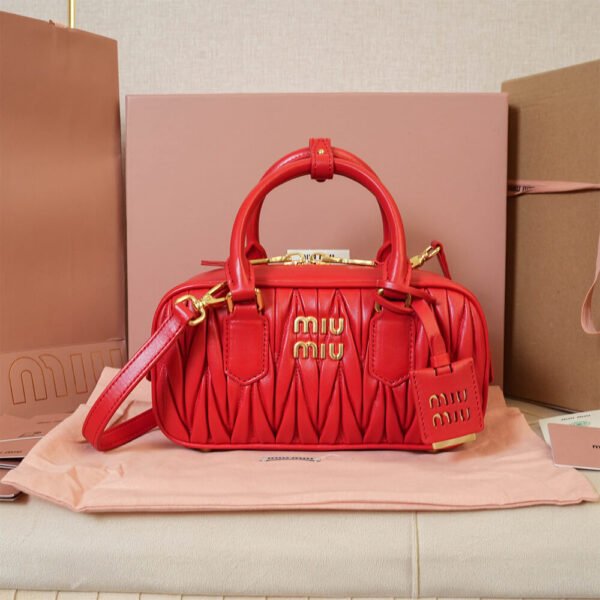 MIUMIU Medium Arcadie matelasse nappa Bag(HIGH-END GRADE) - Image 3