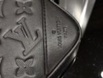 Top rated LV Bag - Image 6
