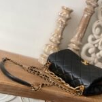 CHANEL FLAP - Image 9