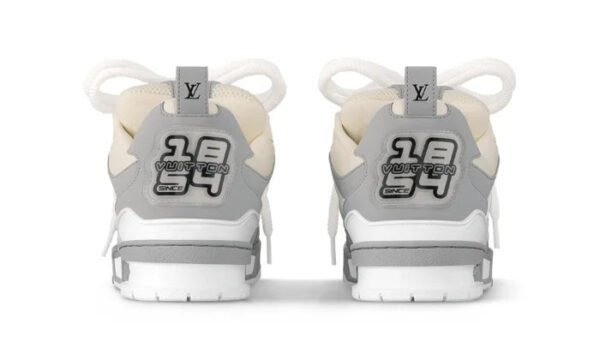 Gray White - Image 4