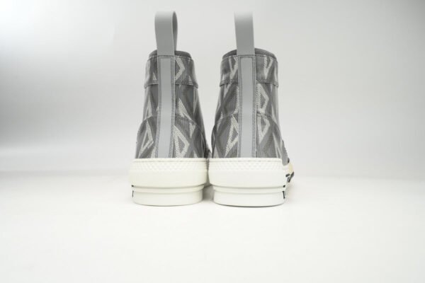 B23 - Image 7