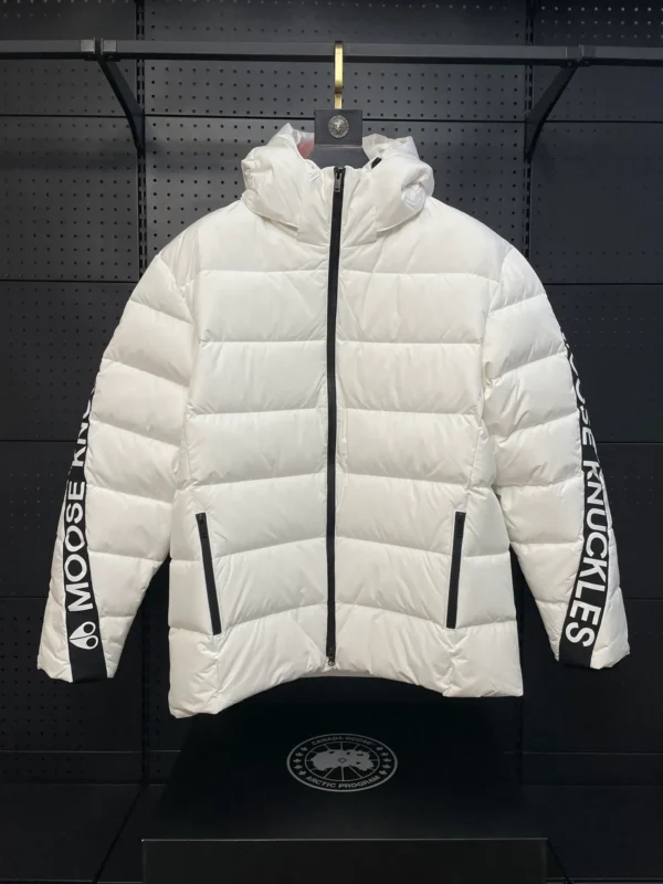 Canada Goose DownJacket - Image 2