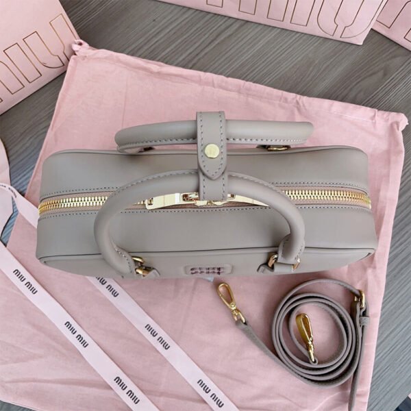 MIUMIU Large Arcadie Leather Bag(HIGH-END GRADE) - Image 7