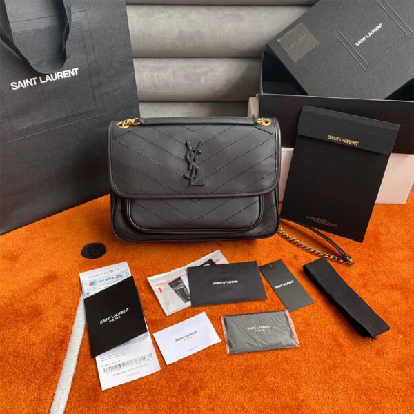 SAINT LAURENT NIKI MEDIUM IN LAMBSKIN - Image 3