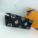 Louis Vuitton CRAFTY ONTHEGO GM - Image 10