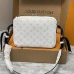 Top rated LV Bag - Image 5