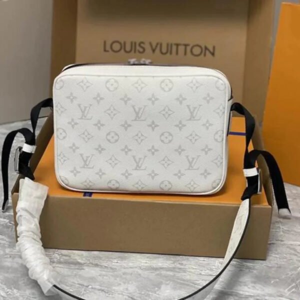 Top rated LV Bag - Image 5