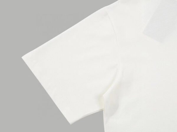 Top rated Fendi t-shirt - Image 6