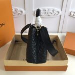LV CAPUCINES MM BAG - Image 7