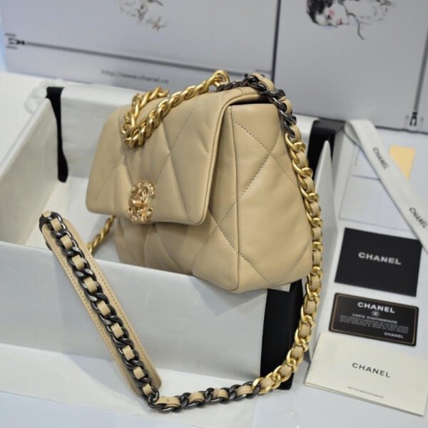 CHANEL 19 HANDBAG - Image 4