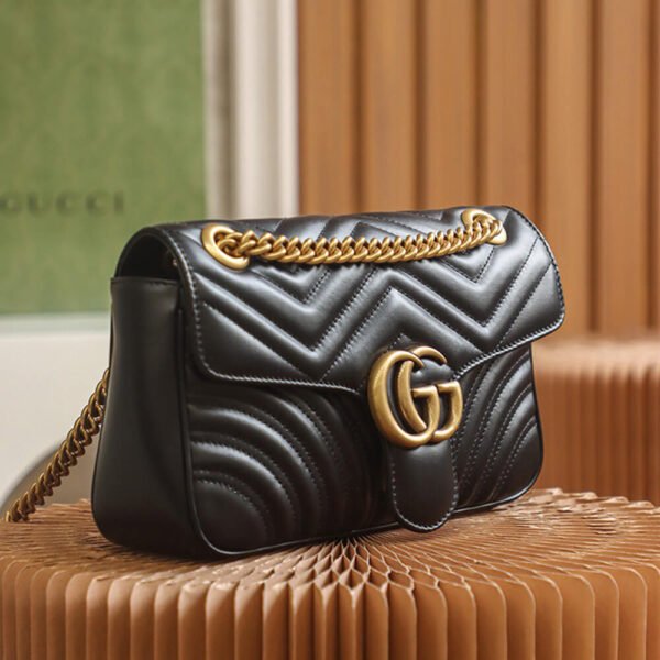 GG Marmont small matelasse shoulder bag - Image 4