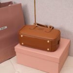 MIUMIU Medium Arcadie Leather Bag(HIGH-END GRADE) - Image 9