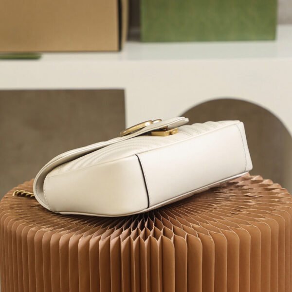 GG Marmont small matelasse shoulder bag - Image 7