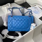 CHANEL Classic Handbag - Image 7