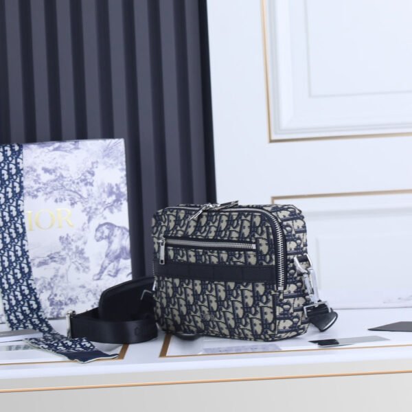 Premium Dior Bag - Image 5