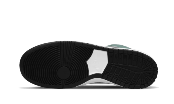 Nike SB Green Suede - Image 4