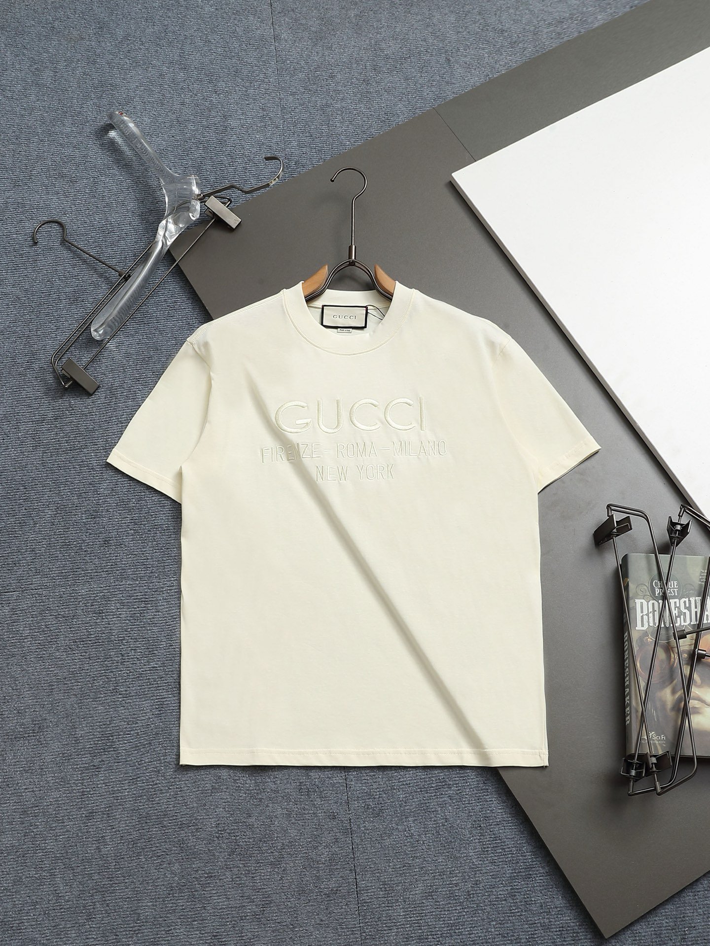 92be820c450806ff7d7e2e0d49e32cd8.jpg Best Gucci t-shirt - Image 1