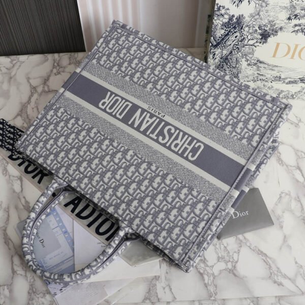 LARGE DIOR BOOK TOTE - Image 7