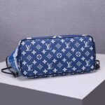 LV Escale Neverfull MM Tote - Image 6