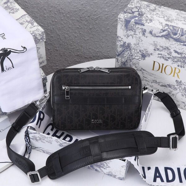 DIOR SAFARI MESSENGER BAG - Image 3