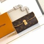 LV Pochette Camille - Image 3