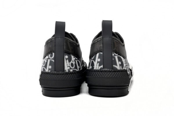 B23 - Image 6