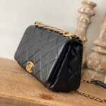 CHANEL FLAP - Image 7
