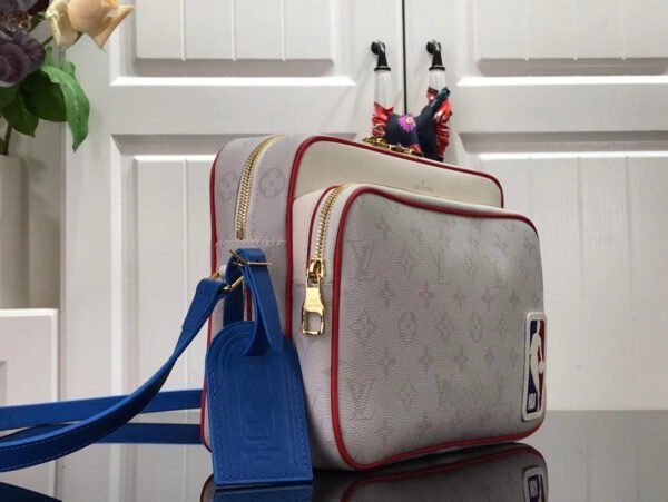 Top rated LV Bag - Image 4