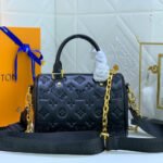 Louis Vuitton SPEEDY BANDOULIERE 22 - Image 3