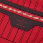 LV Neverfull MM Tote - Image 10