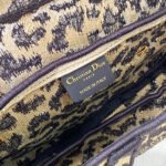 Dior SADDLE BAG - Image 10