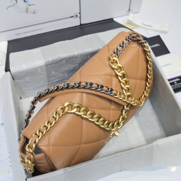 CHANEL 19 MAXI HANDBAG - Image 7