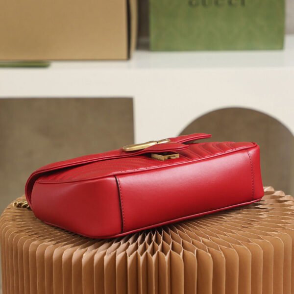 GG Marmont small matelasse shoulder bag - Image 7